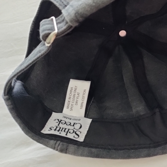 Rosebud Motel hat! - Picture 5 of 5